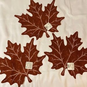 Heritage lace maple leaves, placemats table decor
